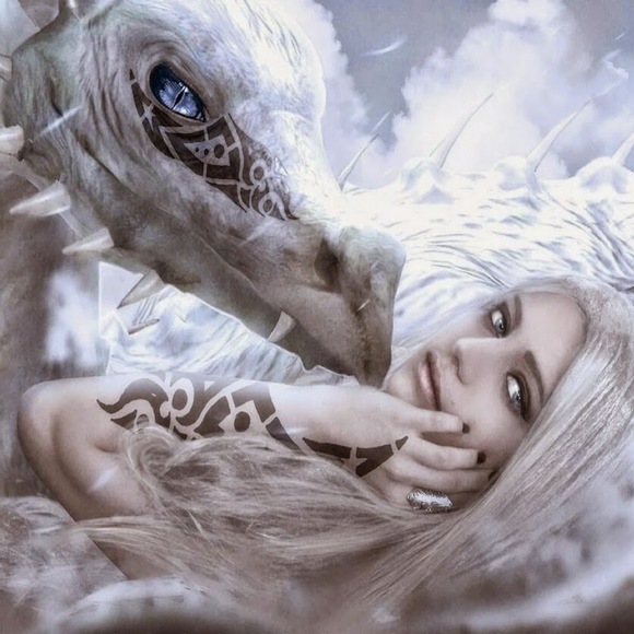 Meet your Posher, Cindy - Picture 1 of 1